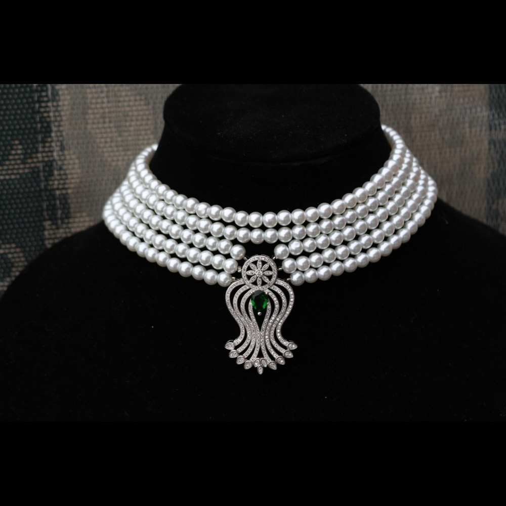 Classy elegant handmade necklace